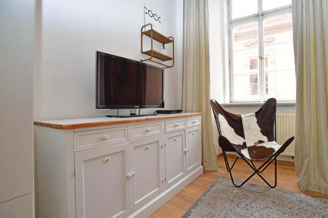 Lovely Little Cosy Apt In פראג מראה חיצוני תמונה
