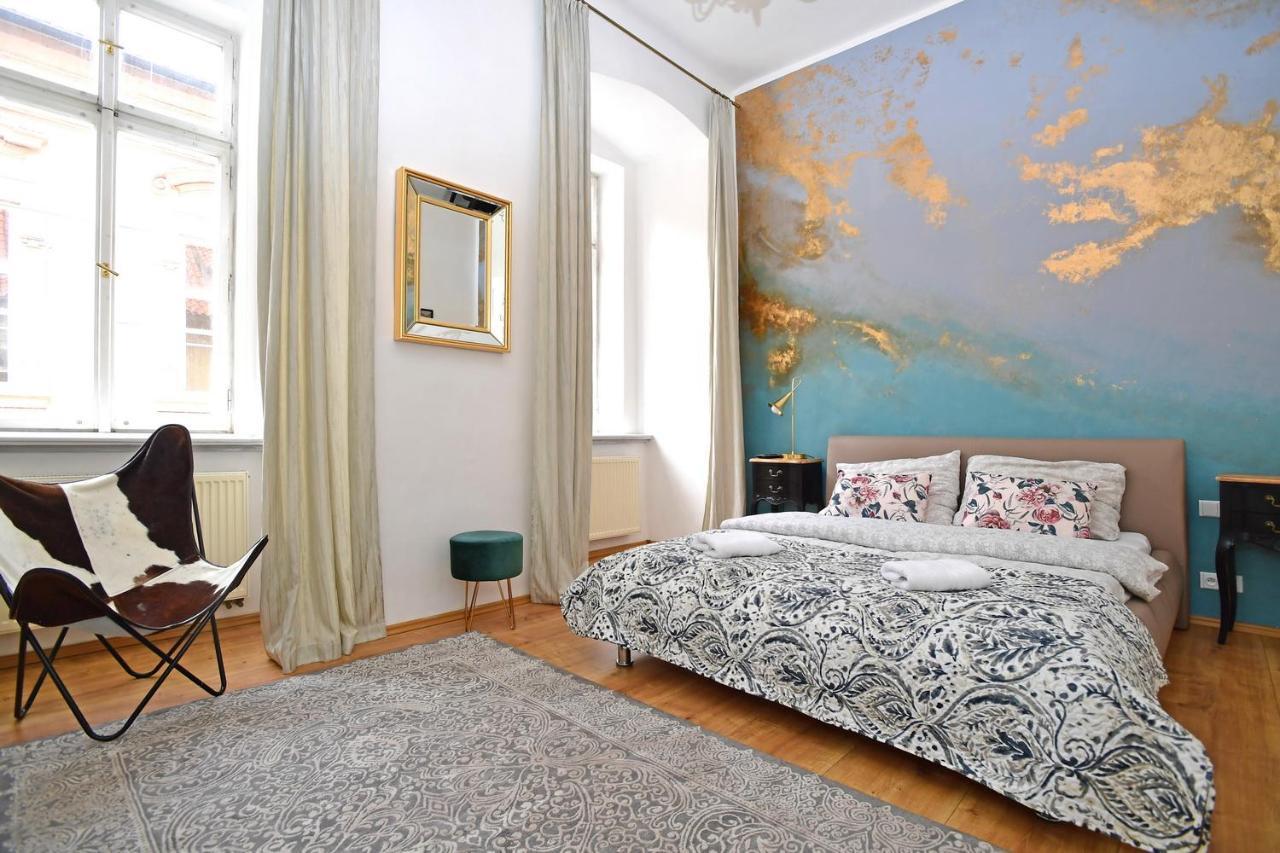 Lovely Little Cosy Apt In פראג מראה חיצוני תמונה