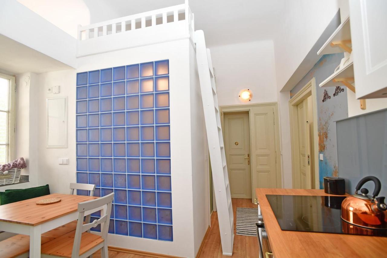 Lovely Little Cosy Apt In פראג מראה חיצוני תמונה